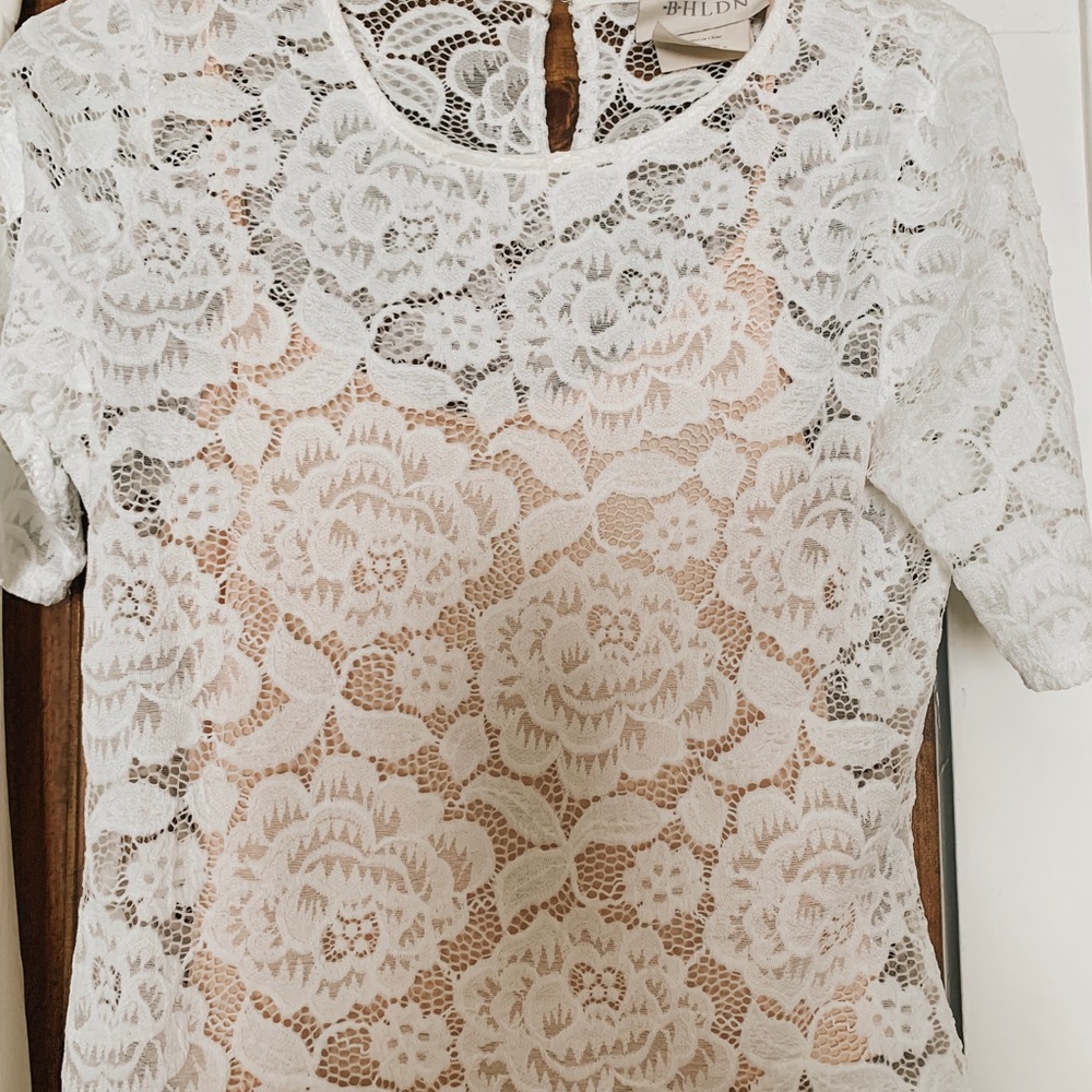 Wedding dress - Picture 3 of 6